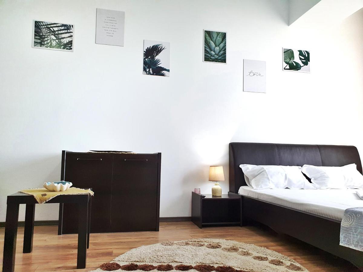 مامايا Lakeview Flats Summerland المظهر الخارجي الصورة